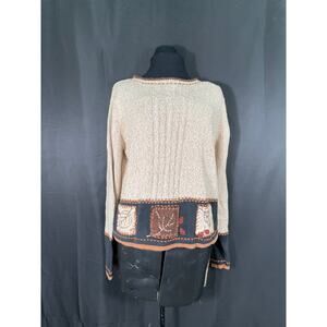 Vintage Cabin Creek Tan/Brown Fall Themed Sweater, Adorned with Leaves